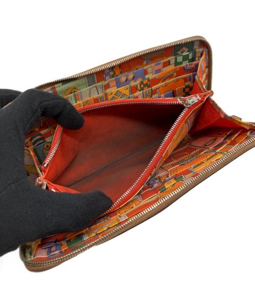 HERMES（エルメス）HERMES (エルメス) アザップ ロング シルクイン ラウンドファスナーウォレット ブラウンの古着・服飾アイテム