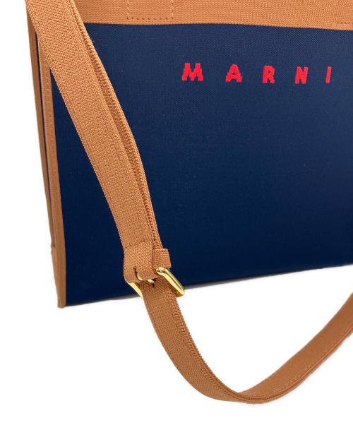 MARNI（マルニ）MARNI (マルニ) TOTE SMALL W/STRAP ネイビーの古着・服飾アイテム