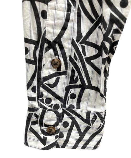 Vivienne Westwood man（ヴィヴィアン ウェストウッド マン）Vivienne Westwood man (ヴィヴィアン ウェストウッド マン) オーブ柄シャツ ホワイト×ブラック サイズ:46の古着・服飾アイテム