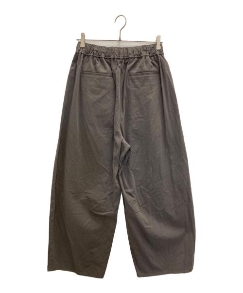 休日と詩（キュウジツトウタ）休日と詩 (キュウジツトウタ) ホエールパンツ グレー サイズ:FREEの古着・服飾アイテム