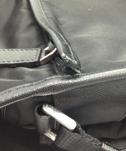 PRADA（プラダ）PRADA (プラダ) ナイロンショルダーバッグ ブラックの古着・服飾アイテム