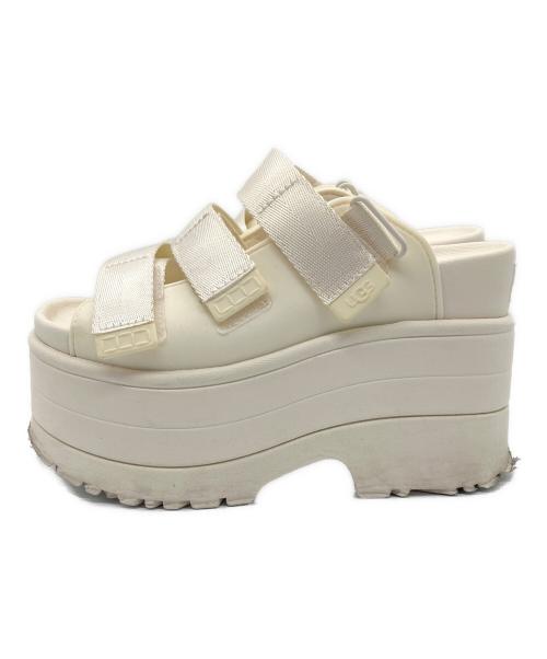UGG（アグ）UGG (アグ) サンダル アイボリー サイズ:24cmの古着・服飾アイテム
