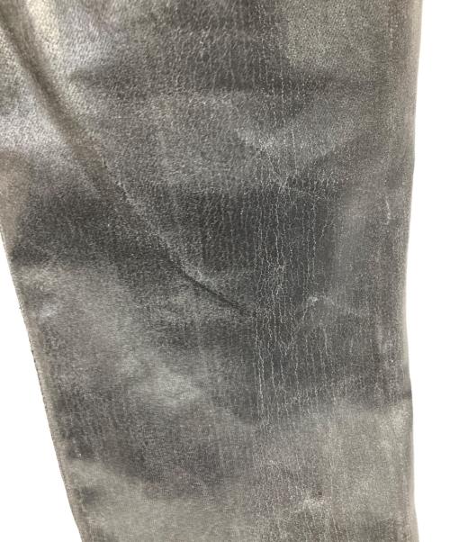 FUGA（フーガ）FUGA (フーガ) 裾ジップコーティングデニムパンツ ブラック サイズ:46の古着・服飾アイテム