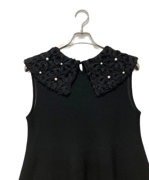Rene（ルネ）Rene (ルネ) フラワー刺繍襟ニットワンピース ブラック サイズ:38の古着・服飾アイテム