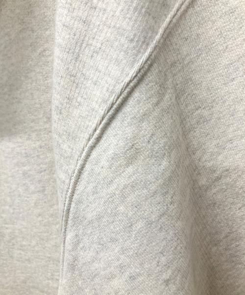 Maison MIHARA YASUHIRO（メゾン ミハラ ヤスヒロ）Maison MIHARA YASUHIRO (メゾン ミハラ ヤスヒロ) 25SS Triple Layered Hoodie/Kids Sticker Printed Hoodie アイボリー サイズ:48の古着・服飾アイテム