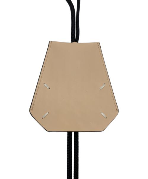 Maison Margiela（メゾンマルジェラ）Maison Margiela (メゾンマルジェラ) ネックストラップキーリング ベージュの古着・服飾アイテム