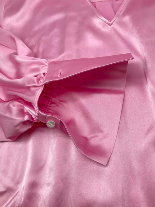 LE PHIL（ル フィル）LE PHIL (ル フィル) クラシックサテンブラウス ピンク サイズ:Fの古着・服飾アイテム