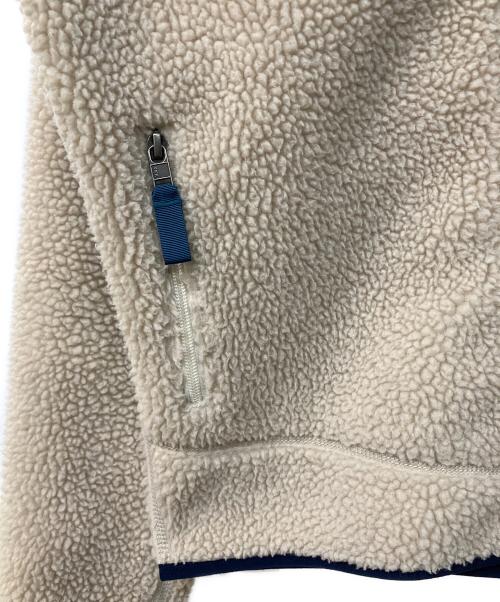 Patagonia（パタゴニア）Patagonia (パタゴニア) アウトドアウェア(クラシックレトロXジャケット) ベージュ サイズ:SIZE XXSの古着・服飾アイテム