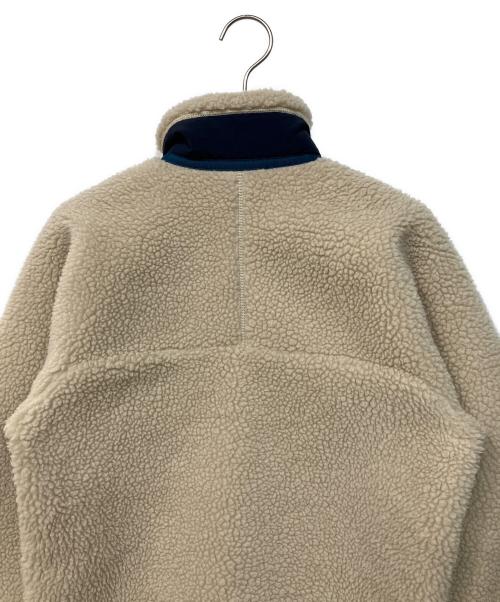 Patagonia（パタゴニア）Patagonia (パタゴニア) アウトドアウェア(クラシックレトロXジャケット) ベージュ サイズ:SIZE XXSの古着・服飾アイテム