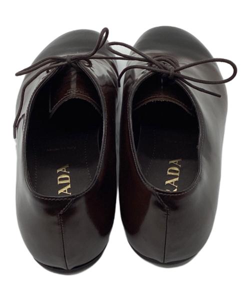 PRADA（プラダ）PRADA (プラダ) ブラッシュドレザー レースアップ シューズ ブラウン サイズ:６　１/２の古着・服飾アイテム