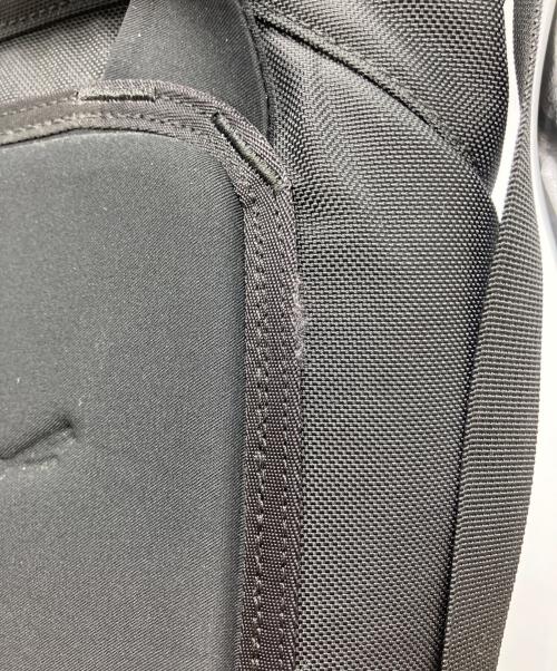 ARC'TERYX（アークテリクス）ARC'TERYX (アークテリクス) ARRO 8 SHOULDER BAG ブラックの古着・服飾アイテム