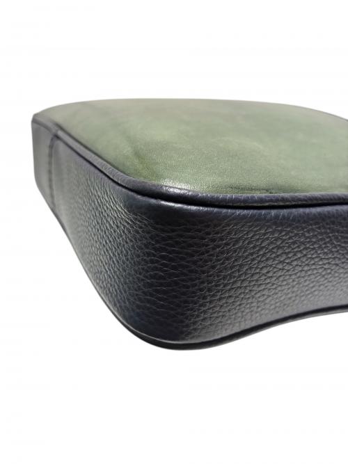 Berluti（ベルルッティ）Berluti (ベルルッティ) グリーンパティーヌ レザーショルダーバッグ グリーン×ネイビー サイズ:-の古着・服飾アイテム