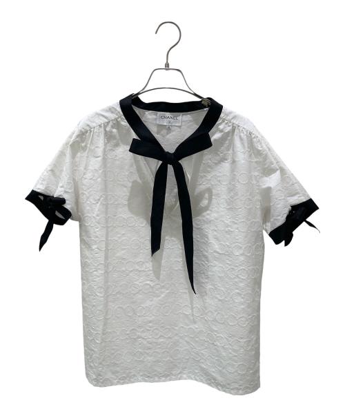 CHANEL（シャネル）CHANEL (シャネル) P58 ココマークデザインリボンブラウス ホワイト サイズ:36の古着・服飾アイテム