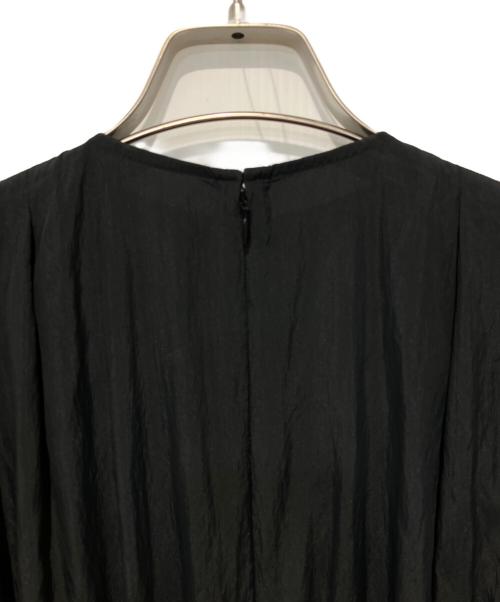 LOHEN（ローヘン）LOHEN (ローヘン) GATHER&TACK STRING ALL IN ONE ブラック サイズ:38の古着・服飾アイテム