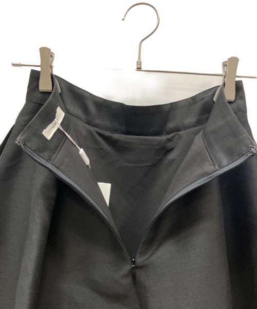 CLANE（クラネ）CLANE (クラネ) VOLUME FLARE SKIRT ブラック サイズ:1 未使用品の古着・服飾アイテム