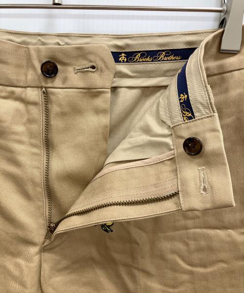 BROOKS BROTHERS（ブルックスブラザーズ）BROOKS BROTHERS (ブルックスブラザーズ) PEANUTS (ピーナッツ) コットンツイル ウッドストックエンブロイダリー チノパンツ ベージュ サイズ:W30の古着・服飾アイテム