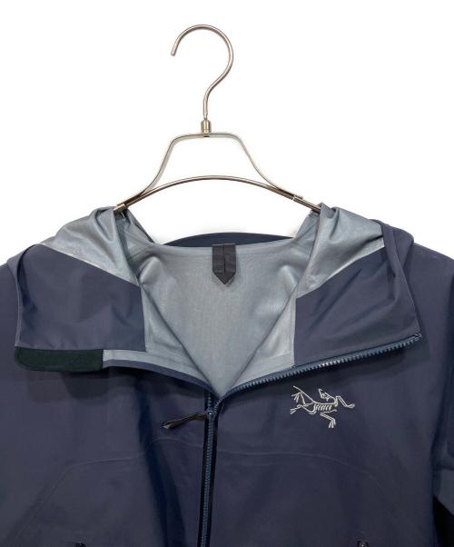 ARC'TERYX（アークテリクス）ARC'TERYX (アークテリクス) トレッキングウェア(ジャケット) ネイビー サイズ:SIZE Mの古着・服飾アイテム