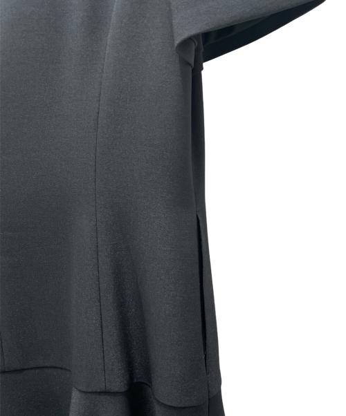 Rene（ルネ）Rene (ルネ) フロントフリルワンピース ブラック サイズ:36の古着・服飾アイテム