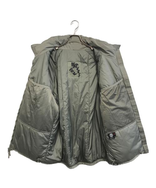 VINTAGE MILITARY（ヴィンテージ ミリタリー）VINTAGE MILITARY (ヴィンテージ ミリタリー) US ARMY Primaloft Level 7 ECW Parka グレー サイズ:不明の古着・服飾アイテム