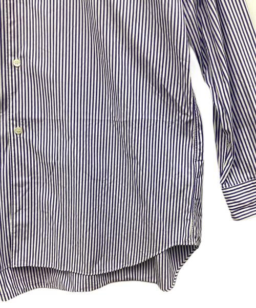 PLAY COMME des GARCONS（プレイコムデギャルソン）PLAY COMME des GARCONS (プレイコムデギャルソン) Stripe Shirt With Black Emblem Pattern ブルー サイズ:XLの古着・服飾アイテム