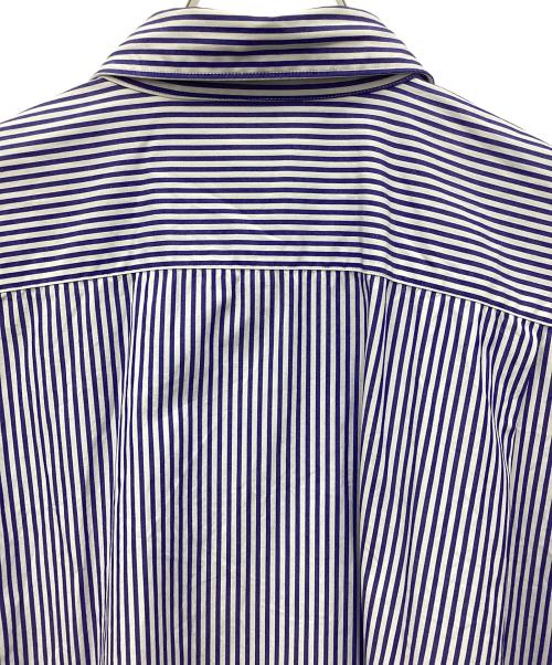 PLAY COMME des GARCONS（プレイコムデギャルソン）PLAY COMME des GARCONS (プレイコムデギャルソン) Stripe Shirt With Black Emblem Pattern ブルー サイズ:XLの古着・服飾アイテム