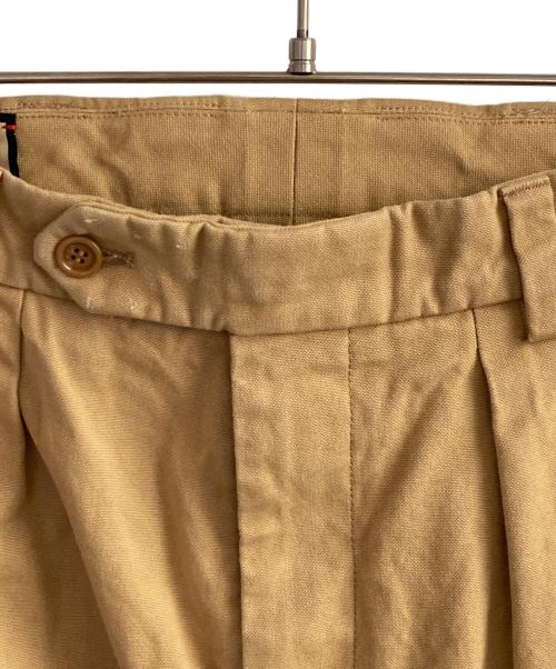 GUCCI（グッチ）GUCCI (グッチ) サイドベルトタックパンツ ベージュ サイズ:44の古着・服飾アイテム