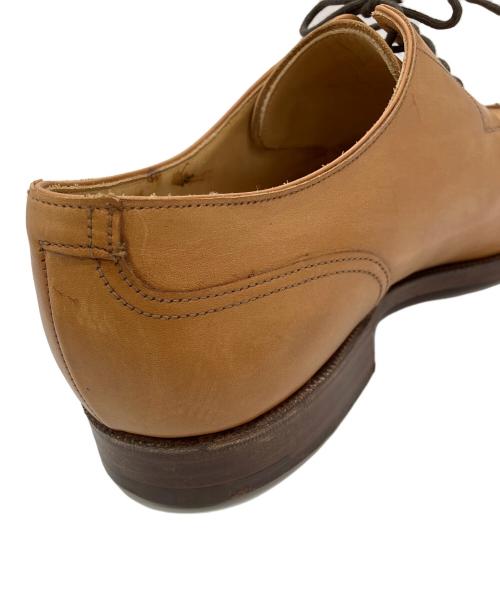 Crockett & Jones（クロケット＆ジョーンズ）Crockett & Jones (クロケット＆ジョーンズ) Uチップシューズ ベージュ サイズ:9 1/2の古着・服飾アイテム