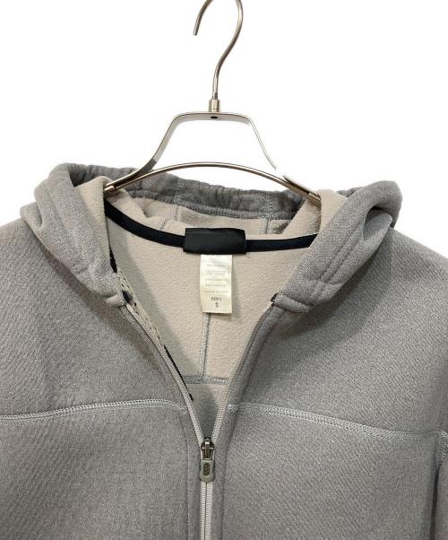 Patagonia（パタゴニア）Patagonia (パタゴニア) ボンディングパーカー グレー サイズ:SIZE Sの古着・服飾アイテム