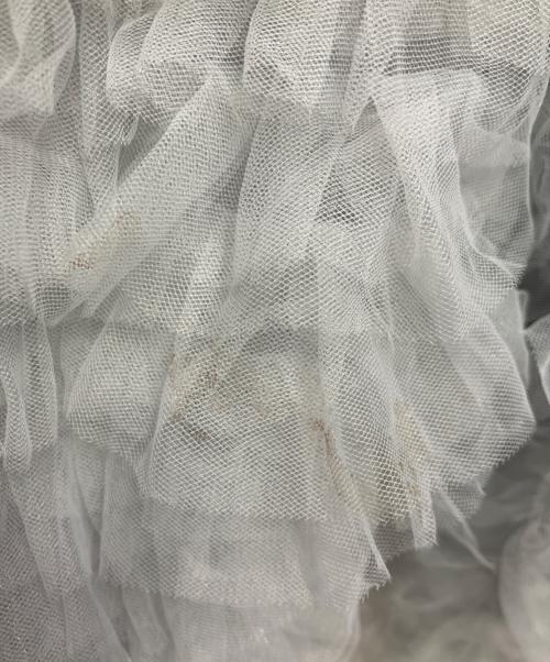 Honey mi Honey（ハニーミーハニー）Honey mi Honey (ハニーミーハニー) tulle tiered blouson グレー サイズ:FREEの古着・服飾アイテム