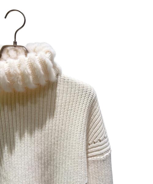 FENDI（フェンディ）FENDI (フェンディ) カシミヤタートルネックニット ホワイト サイズ:38の古着・服飾アイテム