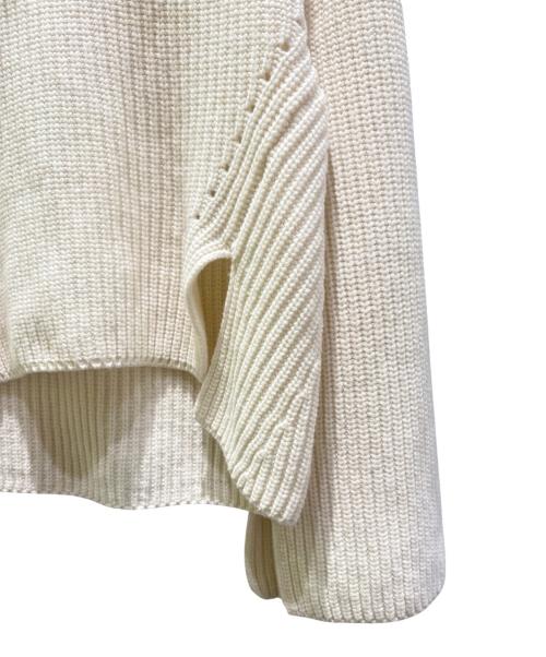 FENDI（フェンディ）FENDI (フェンディ) カシミヤタートルネックニット ホワイト サイズ:38の古着・服飾アイテム