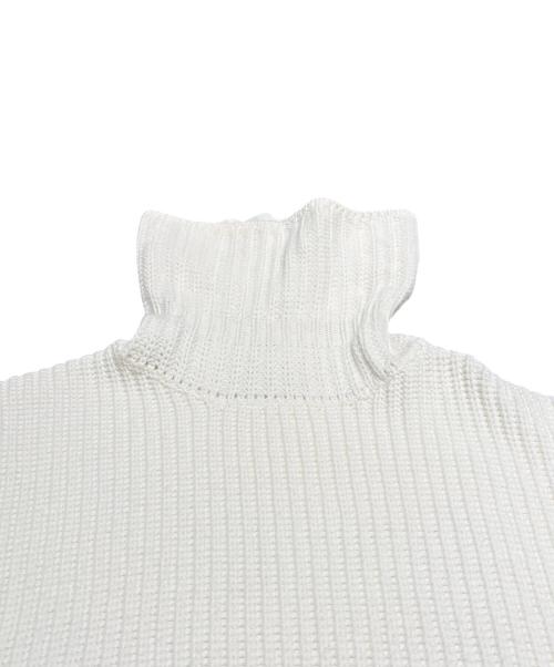 FENDI（フェンディ）FENDI (フェンディ) カシミヤタートルネックニット ホワイト サイズ:38の古着・服飾アイテム