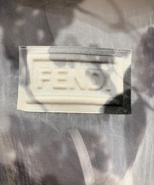 FENDI（フェンディ）FENDI (フェンディ) シアージップコート オフホワイト サイズ:Lの古着・服飾アイテム