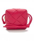 BOTTEGA VENETAボッテガベネタ）の古着「カメラバッグ」
