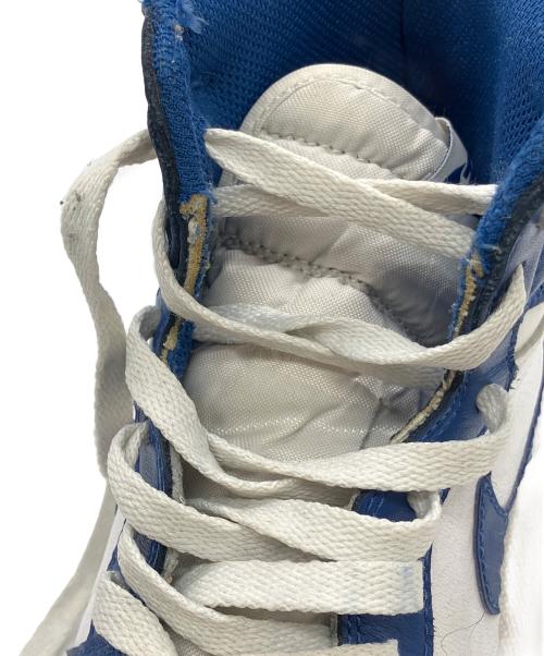 NIKE（ナイキ）NIKE (ナイキ) スニーカー ブルー×ホワイト サイズ:27.5の古着・服飾アイテム