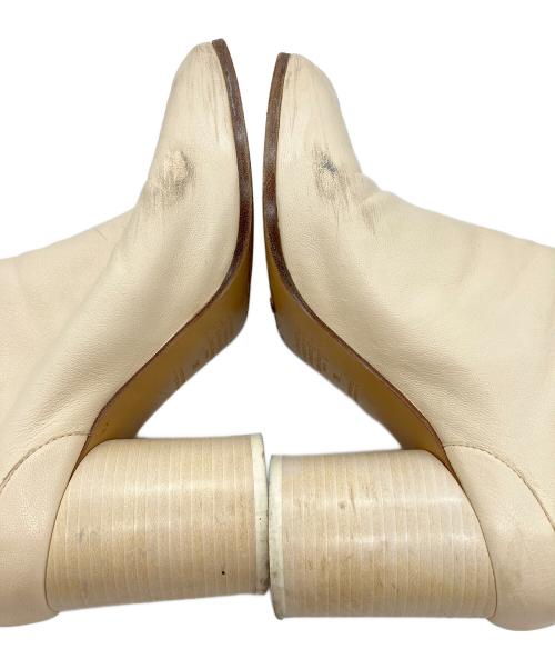 Maison Margiela（メゾンマルジェラ）Maison Margiela (メゾンマルジェラ) レザータビブーツ アイボリー サイズ:SIZE 39の古着・服飾アイテム