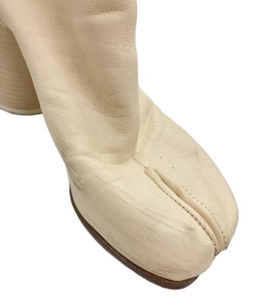 Maison Margiela（メゾンマルジェラ）Maison Margiela (メゾンマルジェラ) レザータビブーツ アイボリー サイズ:SIZE 39の古着・服飾アイテム