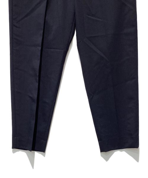 SOPHNET.（ソフネット）SOPHNET. (ソフネット) WOOL TROPICAL SHIRRING SLIM-FIT SLACKS ネイビー サイズ:1の古着・服飾アイテム