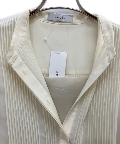 ADORE（アドーア）ADORE (アドーア) ドライタッチストレッチワンピース ホワイト サイズ:SIZE38の古着・服飾アイテム