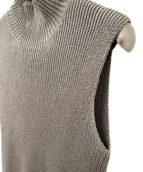 HERMES（エルメス）HERMES (エルメス) シルクノースリーブニット グレー サイズ:SMの古着・服飾アイテム