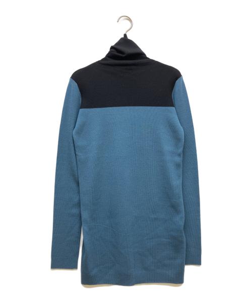 PRADA（プラダ）PRADA (プラダ) バイカラータートルネックニット ブルー サイズ:SIZE 44の古着・服飾アイテム