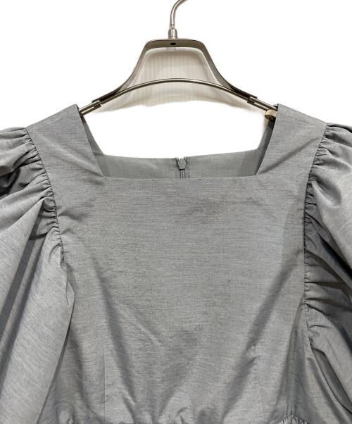 roughlow（ラフロー）roughlow (ラフロー) balloon blouse(バルーンブラウス) グレー サイズ:Freeの古着・服飾アイテム