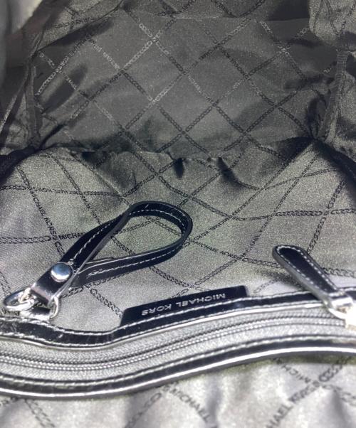 MICHAEL KORS（マイケルコース）MICHAEL KORS (マイケルコース) リュック ブラックの古着・服飾アイテム
