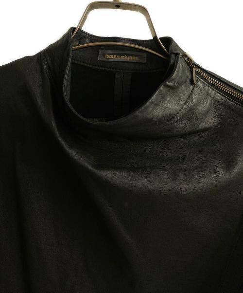 ISSEY MIYAKE（イッセイミヤケ）ISSEY MIYAKE (イッセイミヤケ) レザージャケット ブラウン サイズ:Mの古着・服飾アイテム