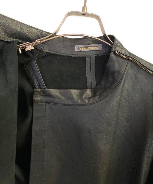 ISSEY MIYAKE（イッセイミヤケ）ISSEY MIYAKE (イッセイミヤケ) レザージャケット ブラウン サイズ:Mの古着・服飾アイテム