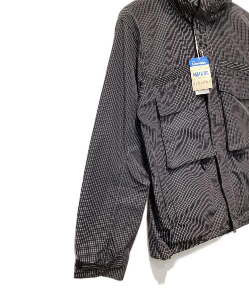 Liberaiders（リベレイダース）Liberaiders (リベレイダース) GRID CLOTH PARKA ブラック サイズ:XLの古着・服飾アイテム