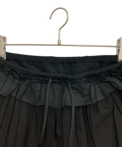 GLOWNY（グロウニー）GLOWNY (グロウニー) GIRLFRIEND RUFFLE MINI SKIRT ブラック サイズ:Sの古着・服飾アイテム