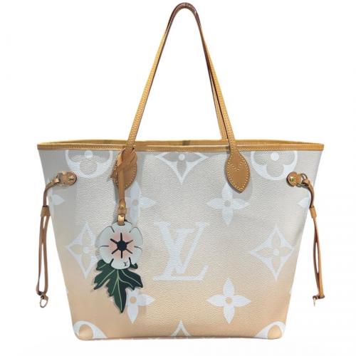 LOUIS VUITTON（ルイ ヴィトン）LOUIS VUITTON (ルイ ヴィトン) ネヴァーフルMM バイ・ザ・プール/モノグラム・ジャイアント/M45679 ブリューム サイズ:-の古着・服飾アイテム