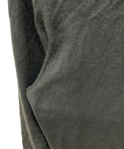Cruciani（クルチアーニ）Cruciani (クルチアーニ) カシミヤVネックニット チャコールグレー サイズ:50の古着・服飾アイテム