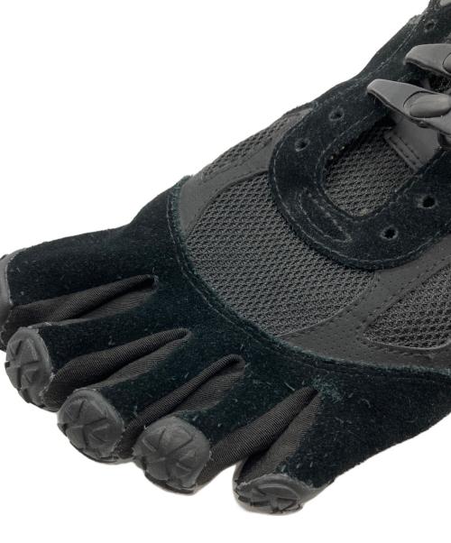 suicoke（スイコック）suicoke (スイコック) TAKAHIROMIYASHITA TheSoloIst. (タカヒロミヤシタ ザソロイスト) Vibram Five Fingers ブラック サイズ:26の古着・服飾アイテム